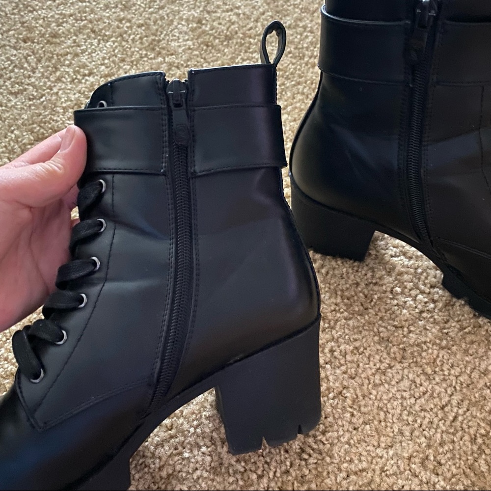 Black leather booties - Picture 3 of 6